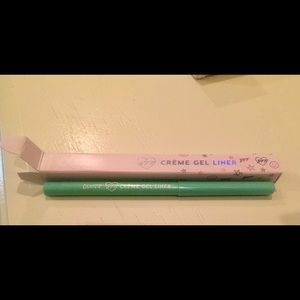 Colourpop gel liner in ‘ice breaker’